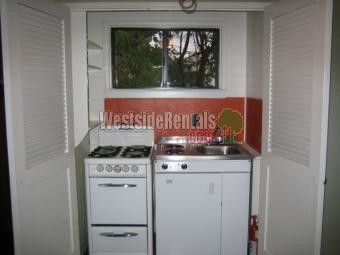 Foto principal - 8830 Cadillac Ave