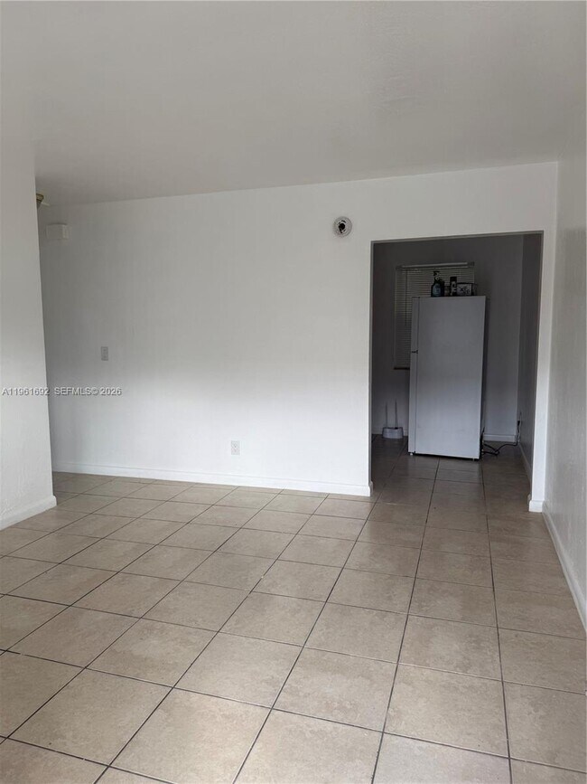 Foto del edificio - 14355 NE 6th Ave