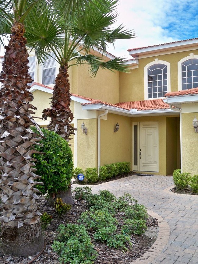Foto del edificio - 3 Bedroom 2.5 bath town home for rent.