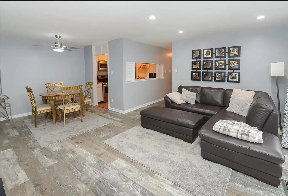 201 Woodhollow Dr Unit 201, Evesham, NJ 08053 Condo for Rent in