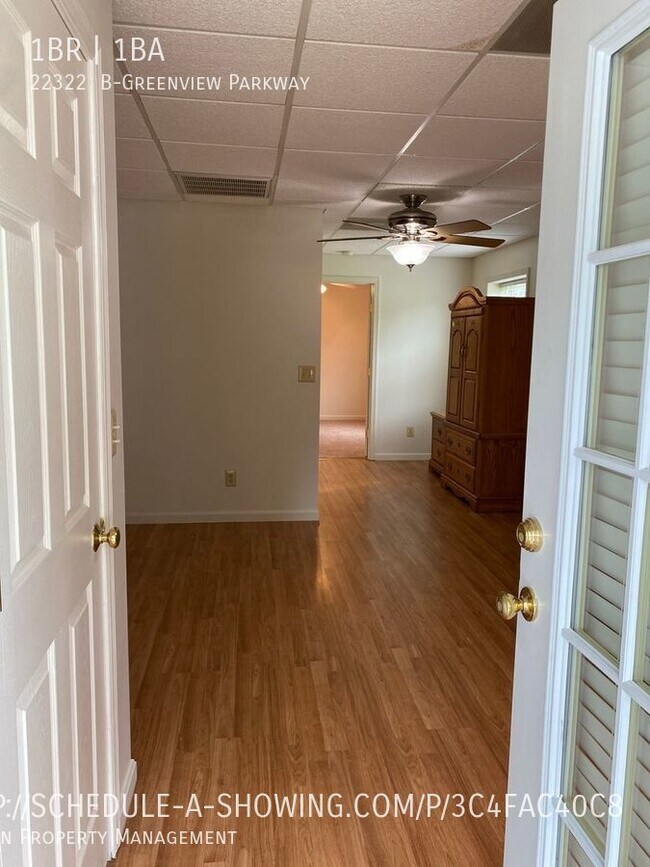 Building Photo - 1 Bedroom, 1 Bath apartment