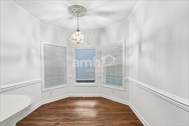 Foto del edificio - 4700 Greenfield Way Dr