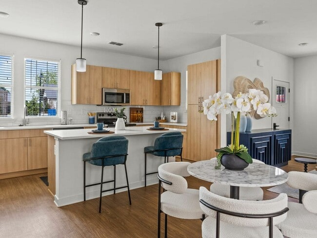 Building Photo - LEO at Cypress Creek- Single Family Rental Homes