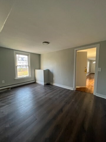 Building Photo - 34 Main St