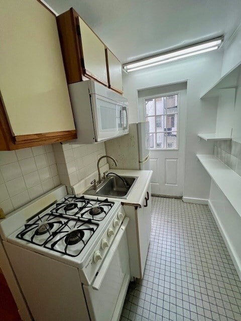 Building Photo - 1111 Boylston St