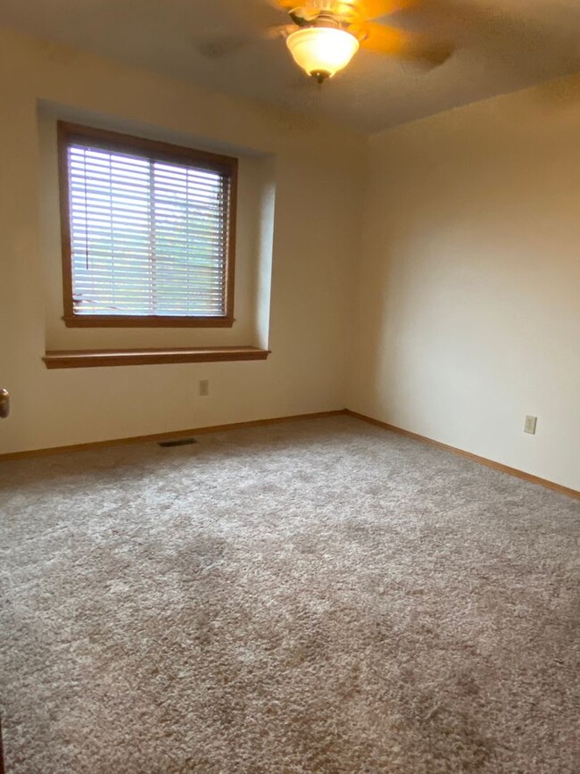 Foto del edificio - 4437 Westlake Ct
