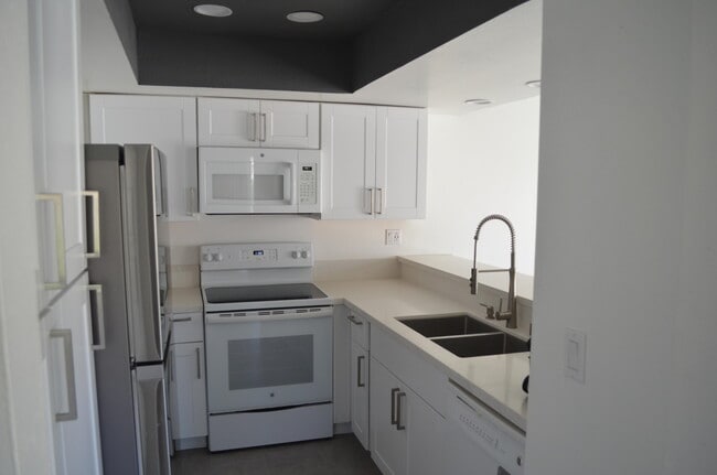 Building Photo - 35610 Graciosa Ct