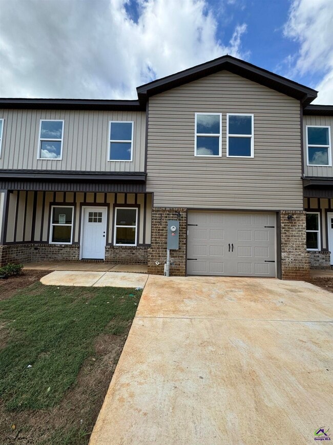 Building Photo - 312 Beau Claire Cir