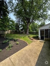 Building Photo - 307 Dale Dr