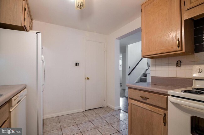 Building Photo - 3200 Bayfield Dr