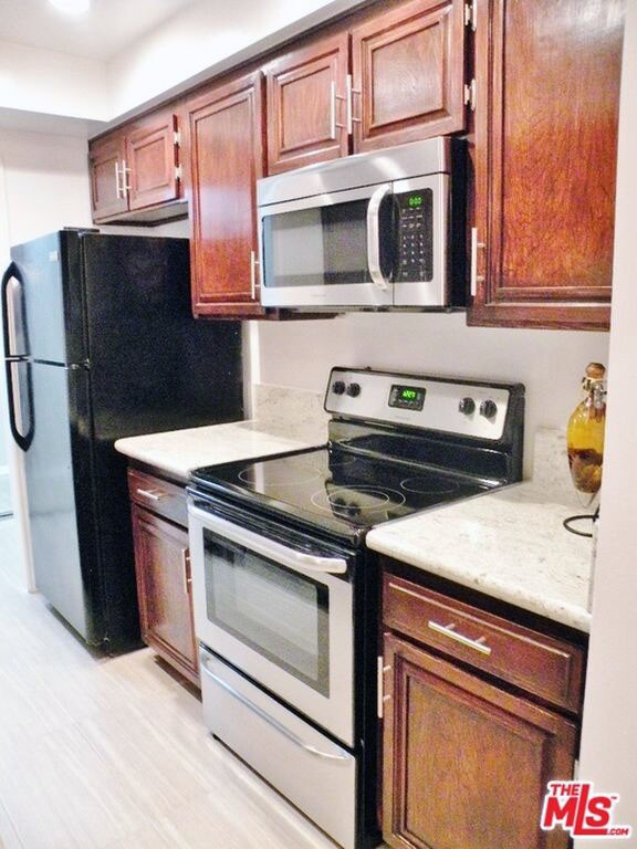 Foto del edificio - 1424 Amherst Ave