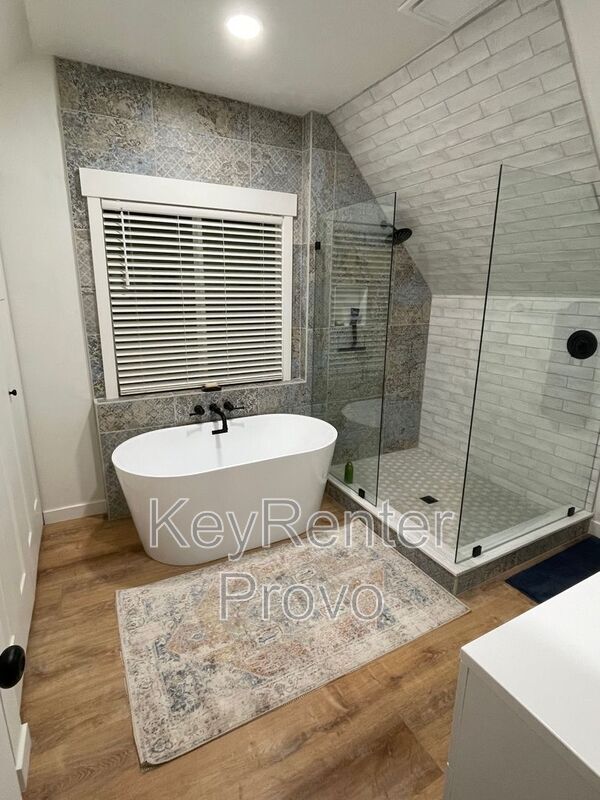 Building Photo - 475 S 800 W