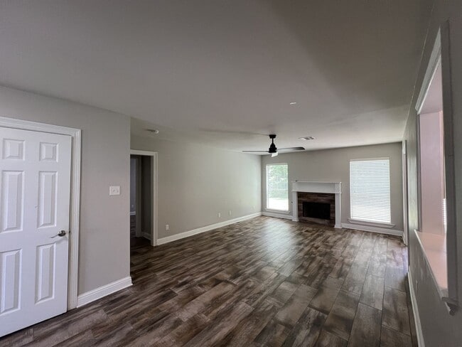 Building Photo - 23816 Stoneridge Ln