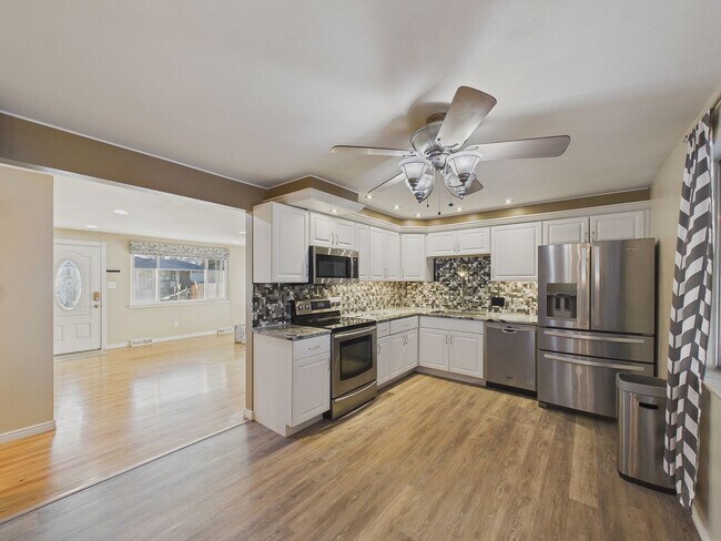 Foto del edificio - Gorgeous home in Westminster!