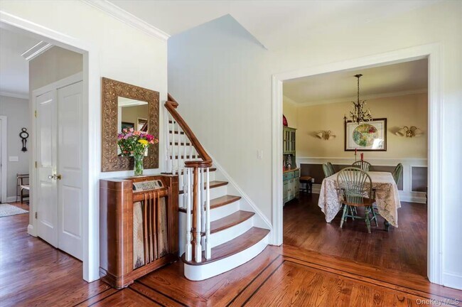 Building Photo - 107 Puritan Dr
