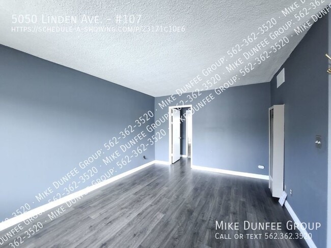 Building Photo - Adams Neighborhood One Bedroom One Bathroo...