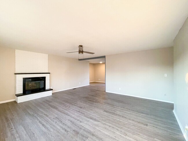 Foto del edificio - 7916 E 34th St