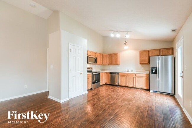 Building Photo - 3031 Stilton Dr