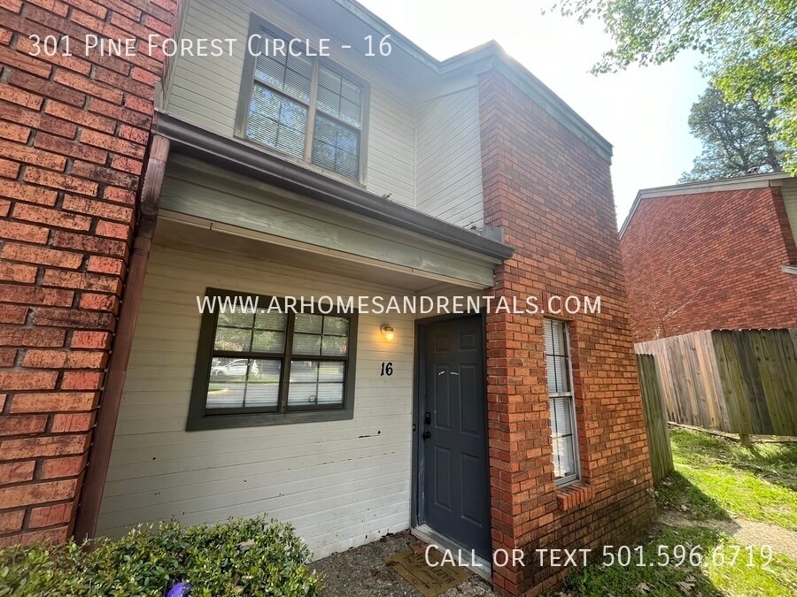 301 Pine Forest Cir Unit 16, Maumelle, AR 72113 Room for Rent in