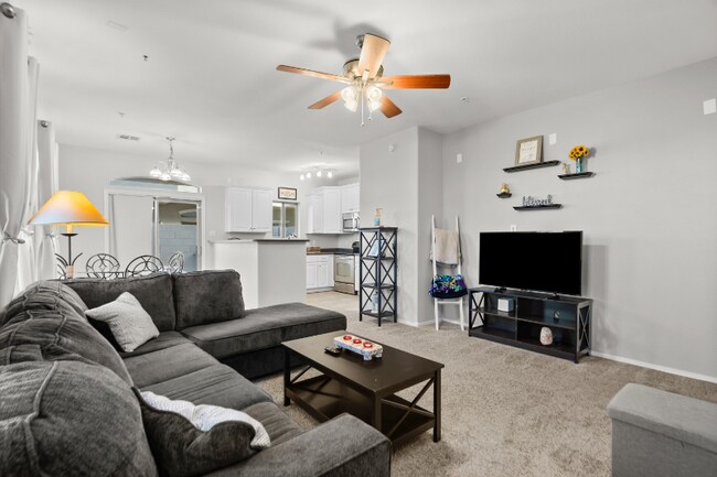 Foto del edificio - 2150 W Alameda Rd