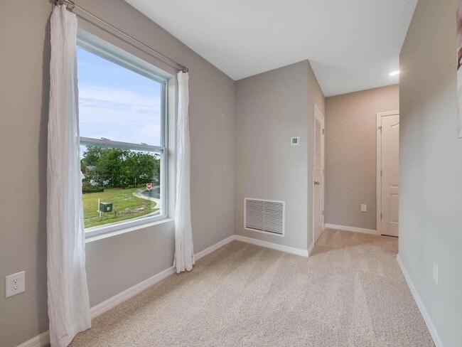 Photo - 53 Bella Oaks Dr Townhome