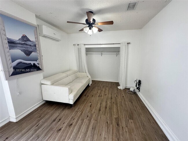 Foto del edificio - 17843 NW 63rd Ct
