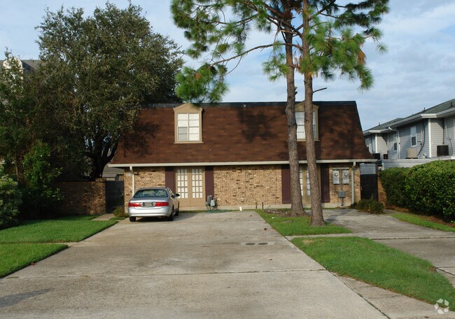 Metairie Lake Apartments Metairie Lake Apartments