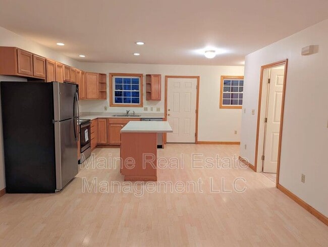 Building Photo - 112 Canaan Rd