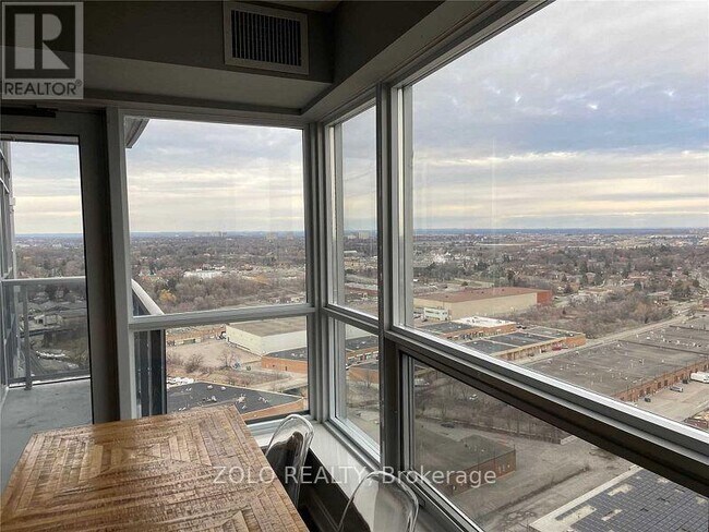 Building Photo - 135 Village Green Square