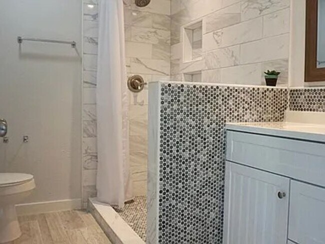 Building Photo - Charming & Spacious 3-Bedroom Home for Rent in Serene Manchaca!