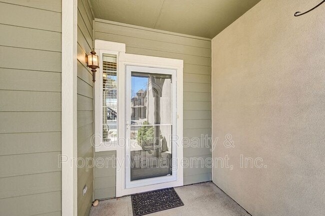 Building Photo - 11869 E Maplewood Ave