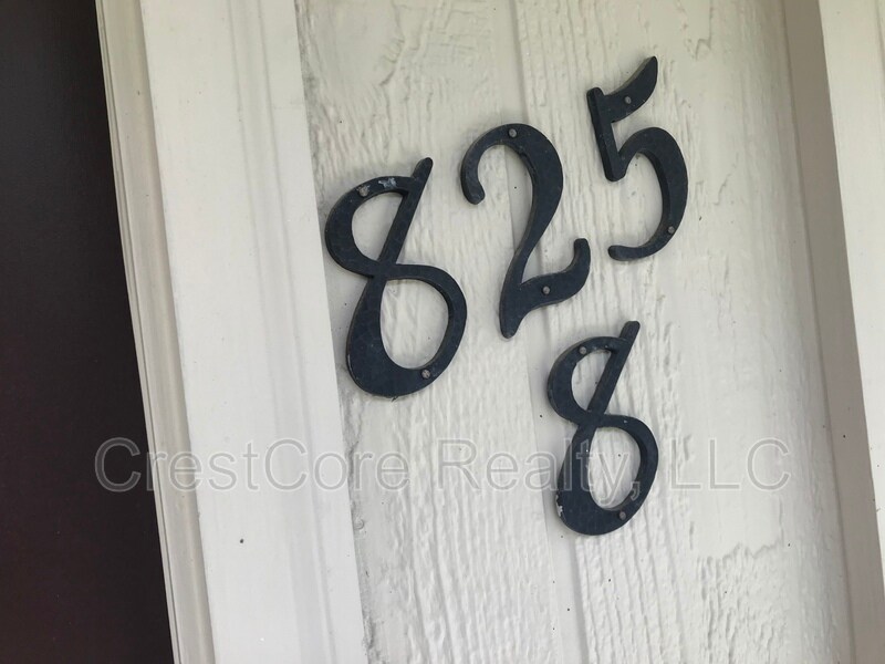 825 Berclair Rd Unit Apt 8, Memphis, TN 38122 Condo for Rent in