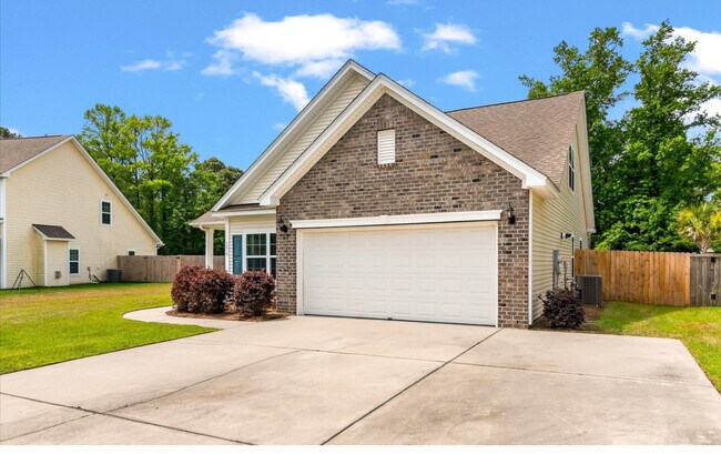 Building Photo - 1610 Fishbone Dr