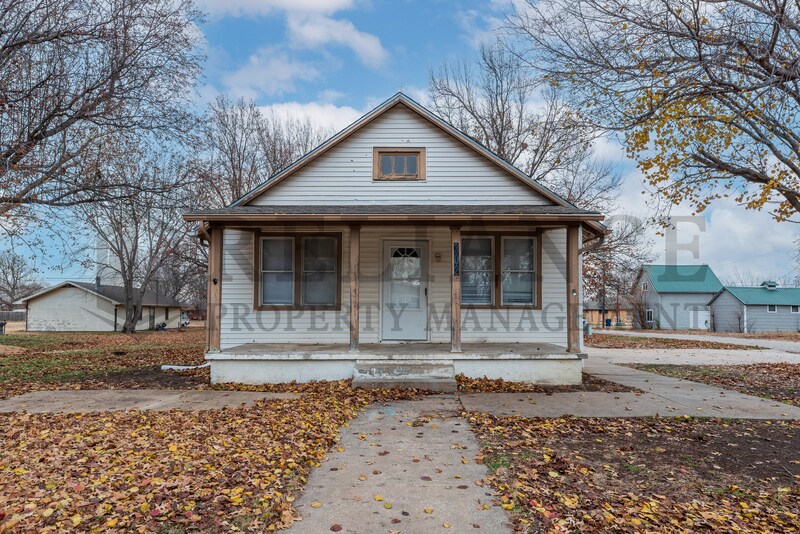 Primary Photo - 302 N King St