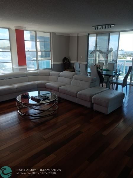 Foto principal - 3800 S Ocean Dr