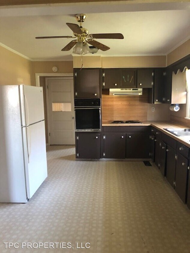 Primary Photo - 2 br, 1 bath House - 563 Bluegrass Drive