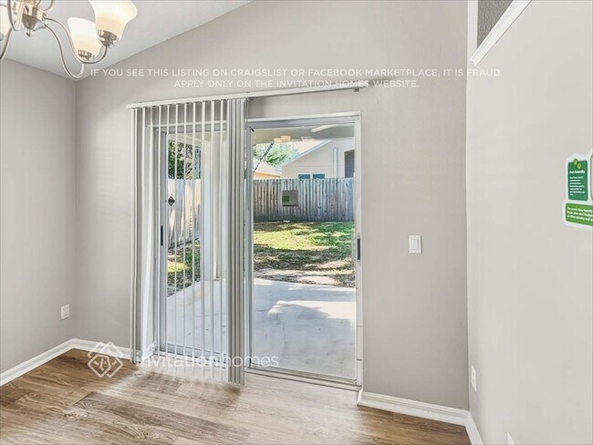 Building Photo - 2515 Clareside Dr