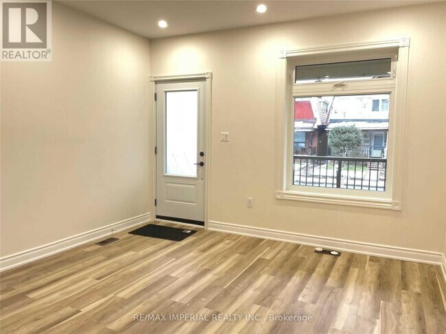 Photo du bâtiment - 174 Symington Ave
