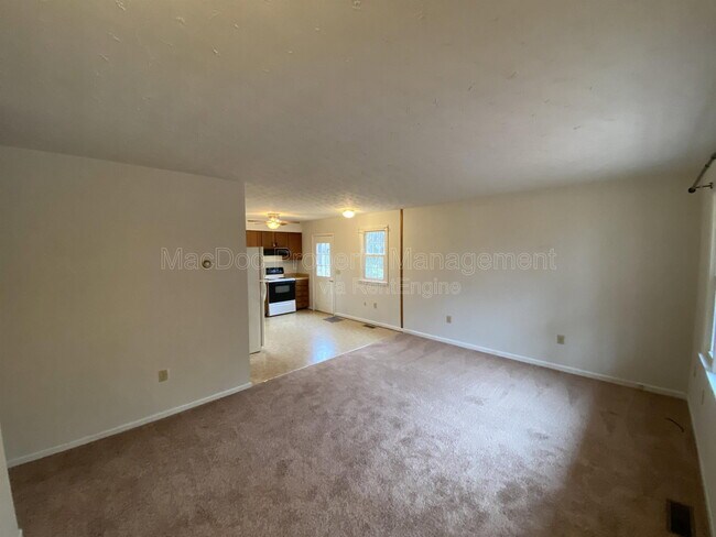 Foto del edificio - 8442 Indiantown Rd