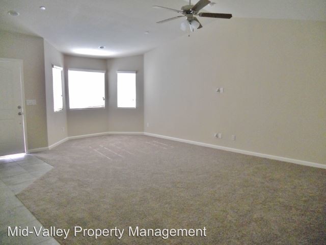 Building Photo - 4 br, 3 bath House - 2300 Tahoe Avenue