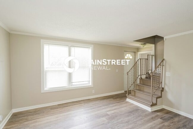 Photo - 4 Bedroom Pet-Friendly Home in NASHVILLE, TN with Main Street Renewal