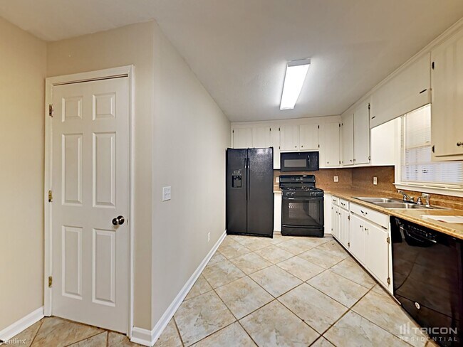 Building Photo - 2092 Toonigh Rd