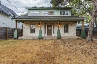 Building Photo - 1604 Walnut Ave
