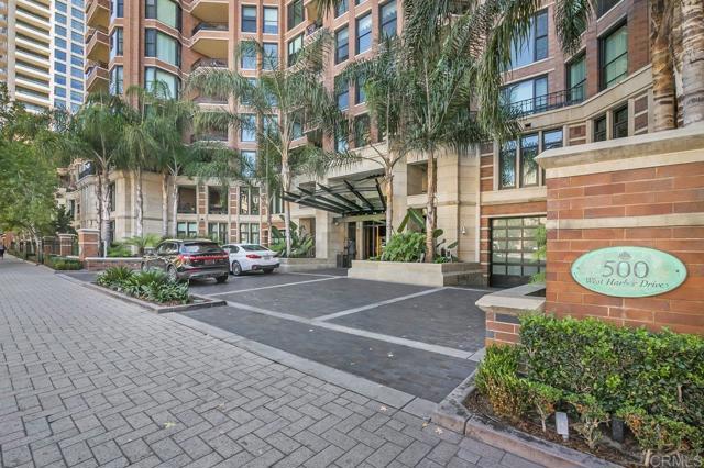 Foto del edificio - 500 W Harbor Dr