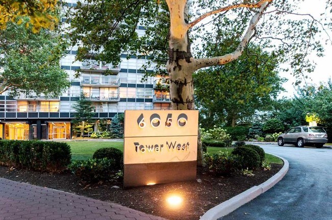 Foto del edificio - 6050 Kennedy Blvd E