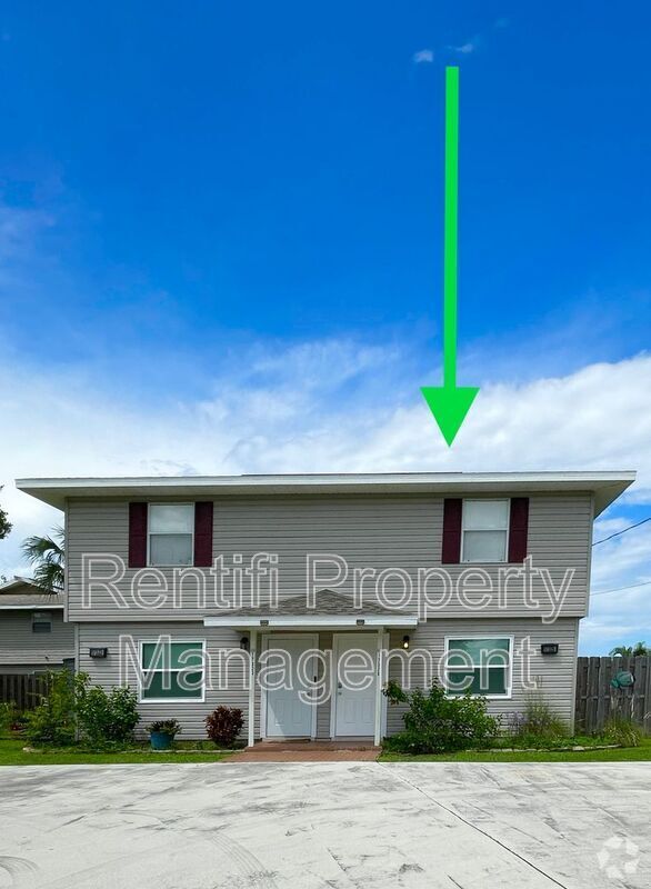 Building Photo - 17325 Whitewater Ct