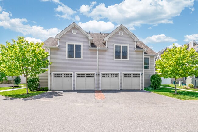 Foto del edificio - 39 Copper Square Dr