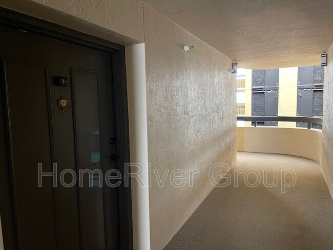 Foto del edificio - 2413 Bayshore Blvd
