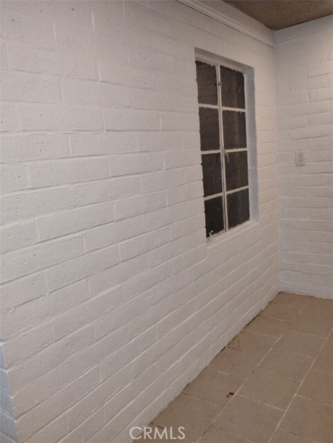 Building Photo - 12041 Sierra Way