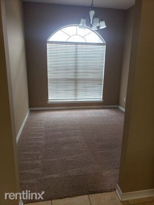 Foto del edificio - 4 br, 2 bath House - 15100 E Shadow Creek Dr